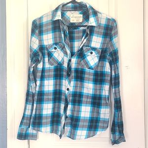 AEROPOSTALE 100% COTTON PLAID BUTTON UP